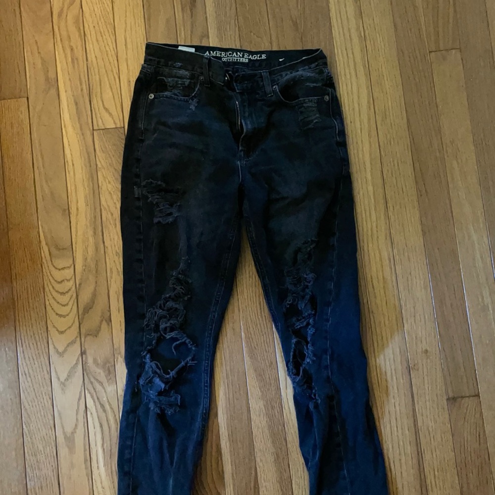 American Eagle black ripped jeans